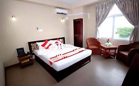 Diamond Crown Hotel Yangon